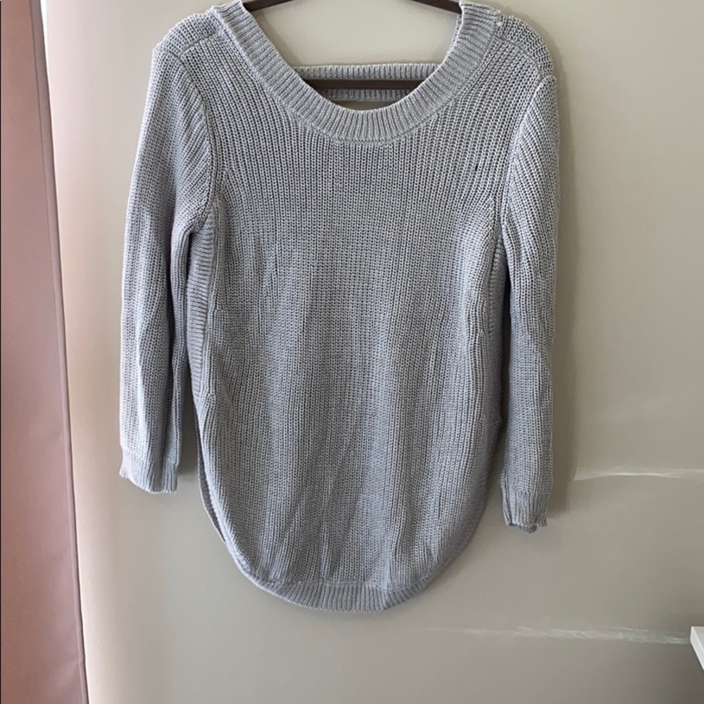 Francescas gray sweater size medium